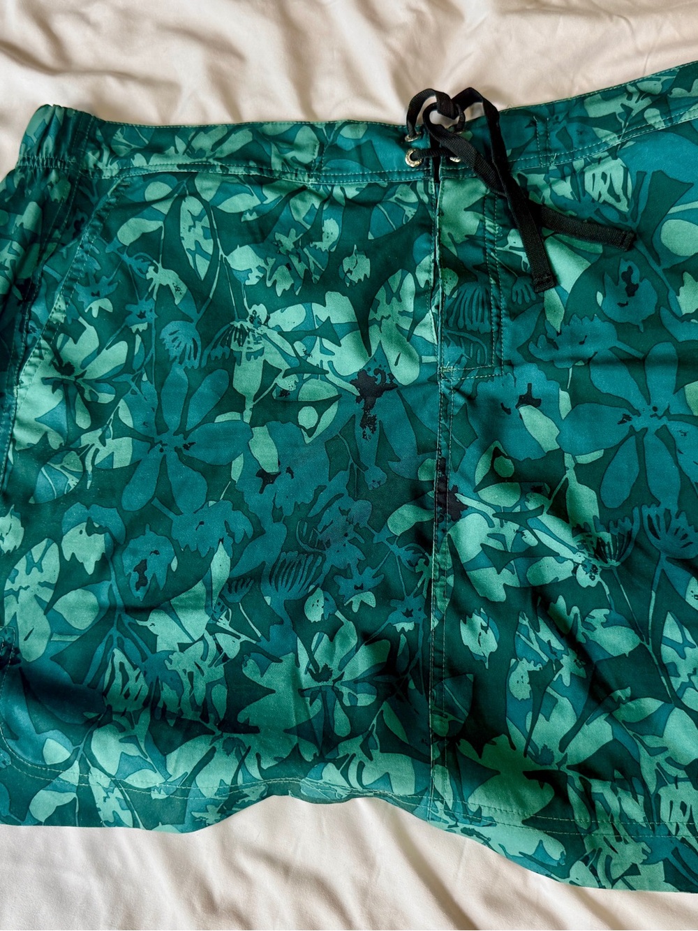 RipSkirt Hawaii XL Green Camo Floral Sport Skirt | Beach, Paddle, Hike